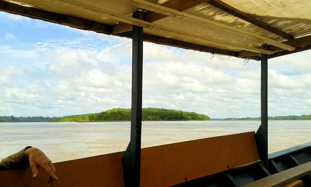 Cesta po řece do amazonského pralesa
