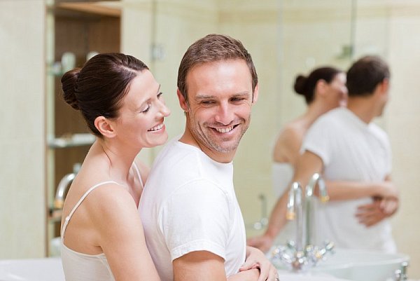 Jaké je pro ženu sdílet koupelnu s mužem?