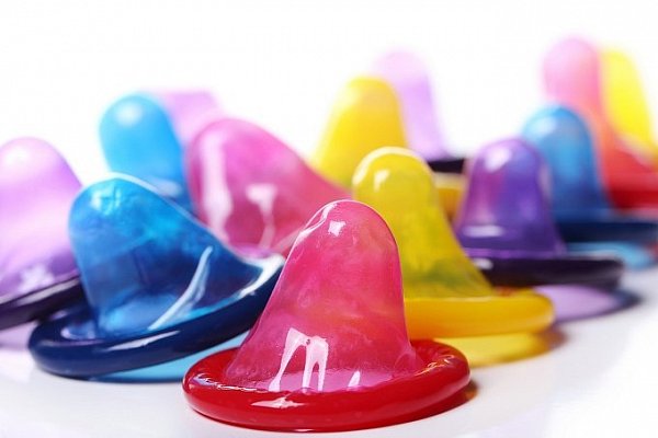 Japonce učí používat kondomy kuchařka