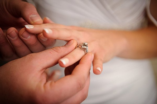 Je zásnubní prsten znakem lásky?