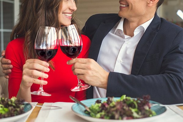 Máme pro vás 100+ romantických nápadů na rande